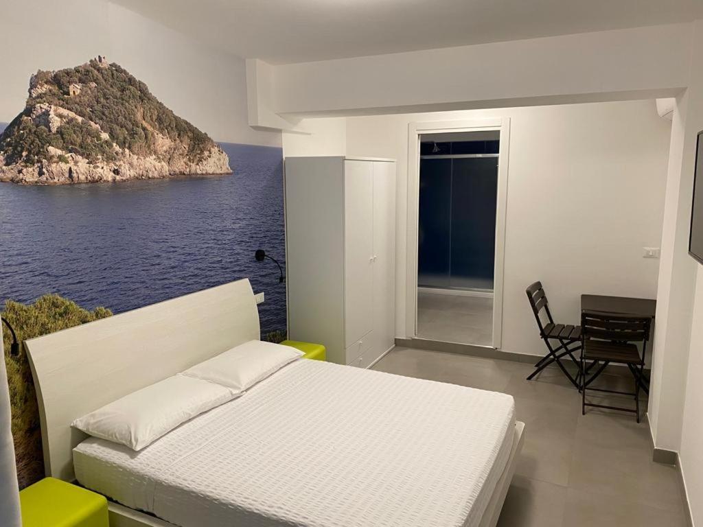 Torre Del Mare Rooms Bergeggi Εξωτερικό φωτογραφία